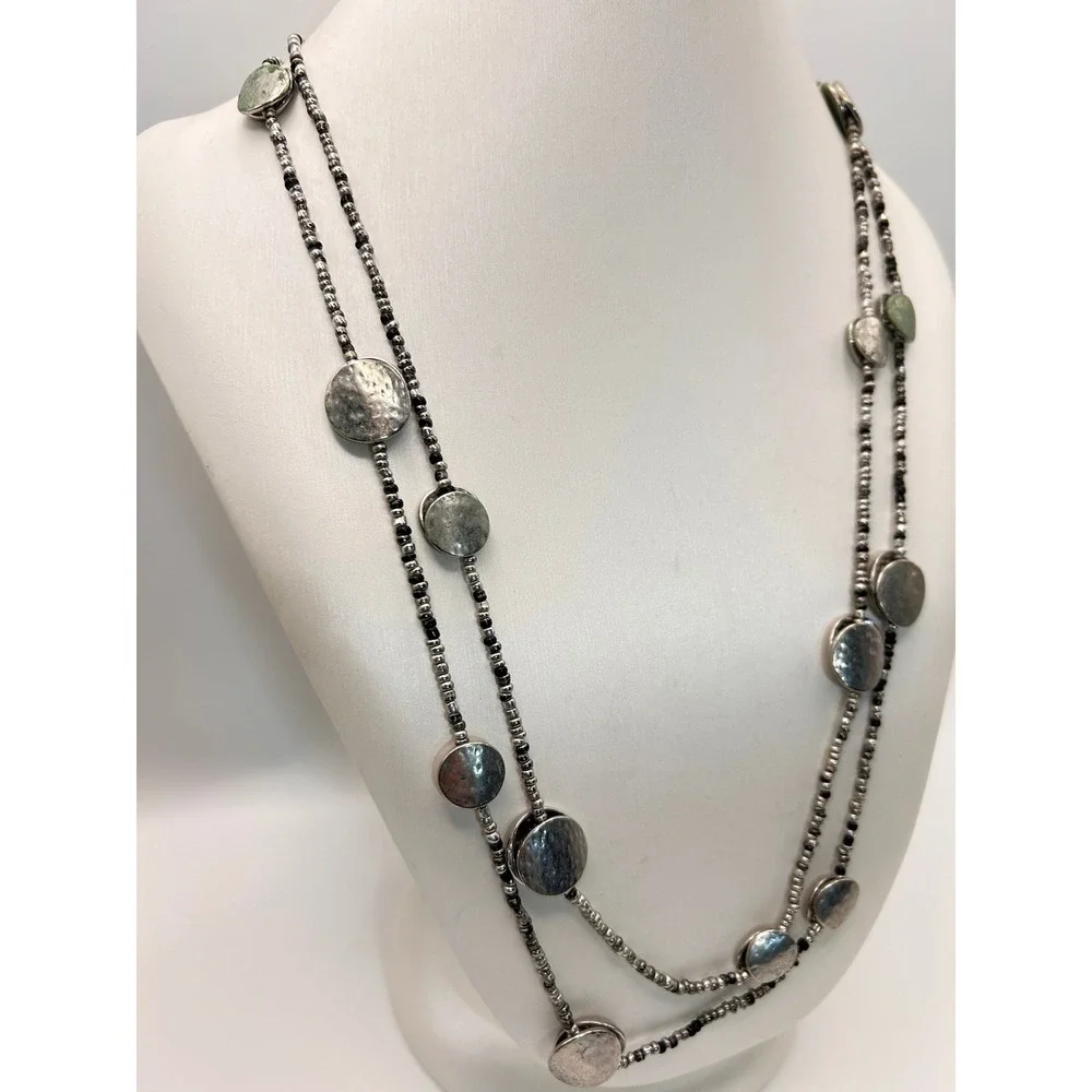 Chicos Long Beaded Necklace Womens OS Silver Black Good Hammered Disc Layered